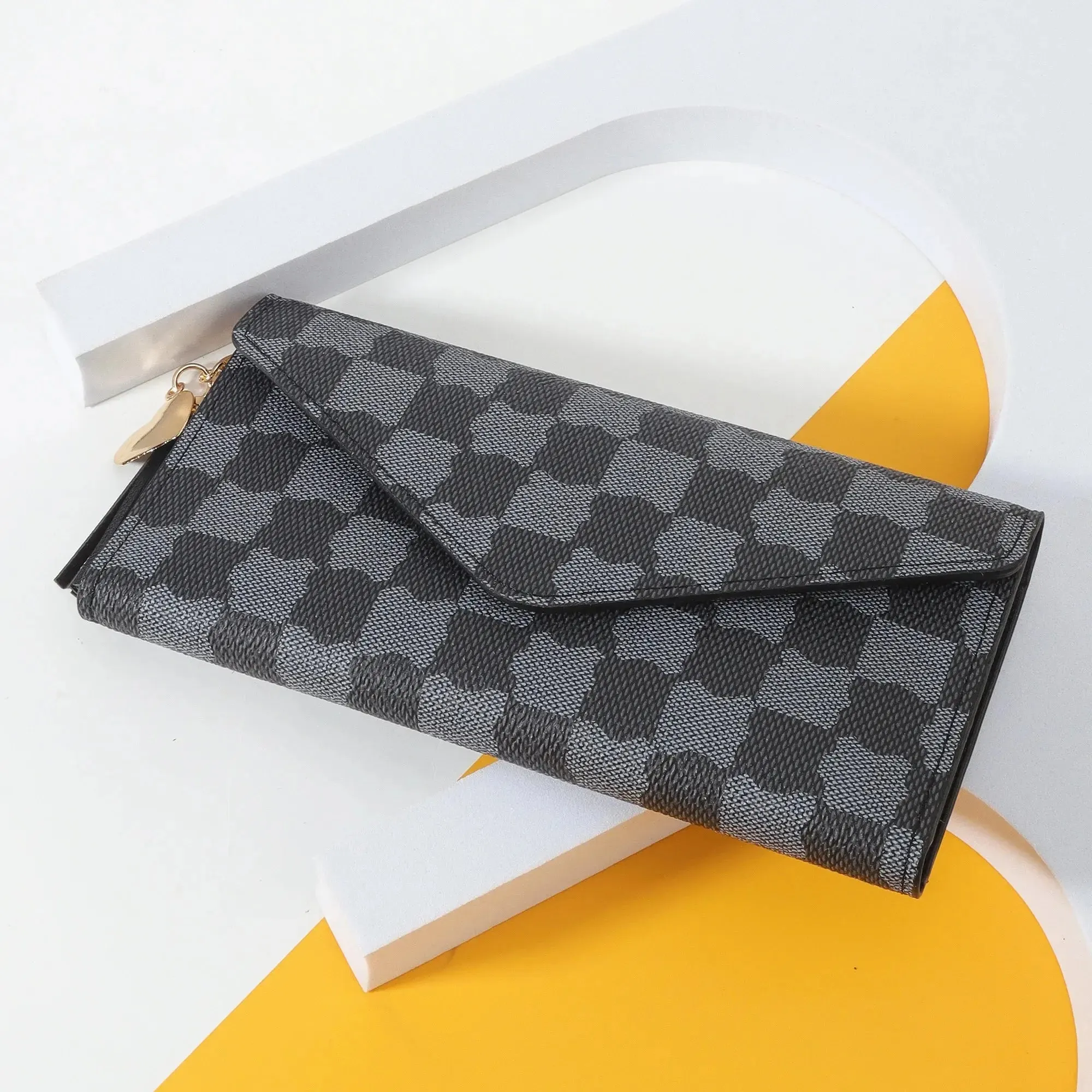 MultiFold Zipper Wallet