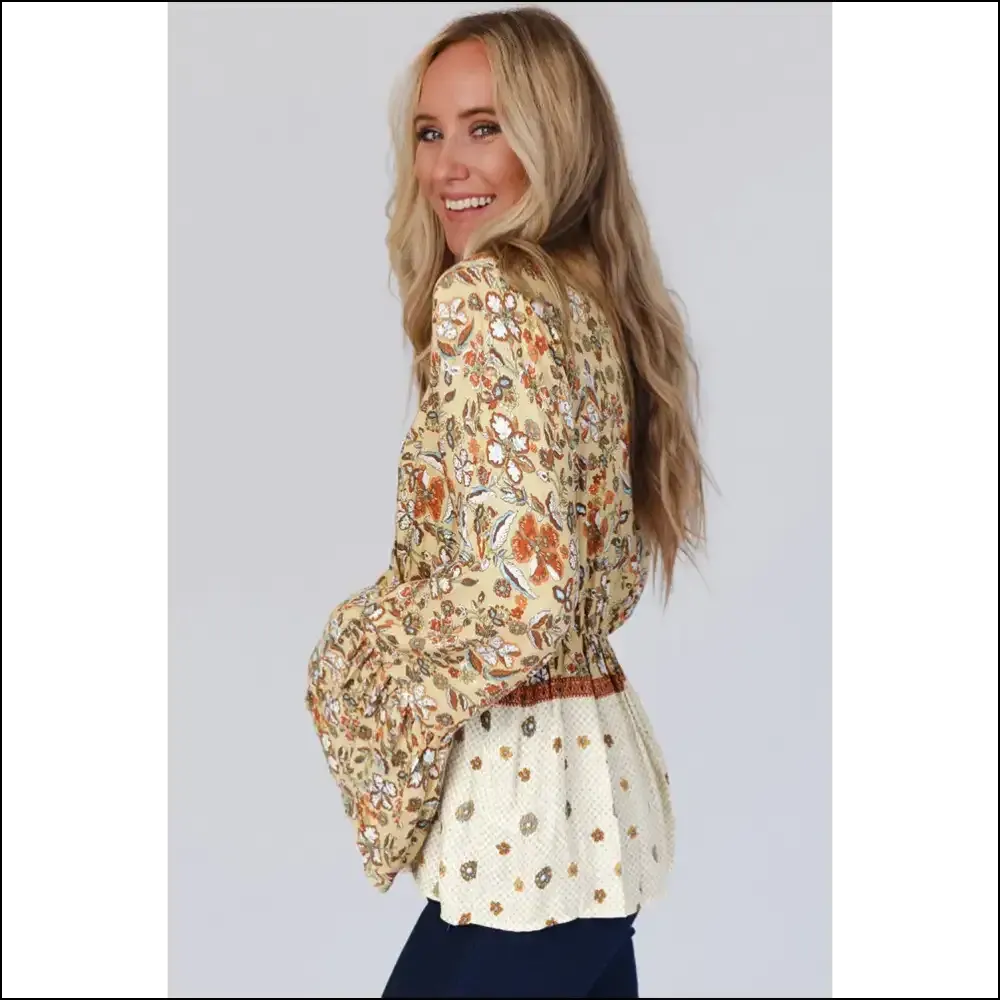Needful Things: v Neck Bell Sleeve Floral ! 🌼 Yellow Floral Power!