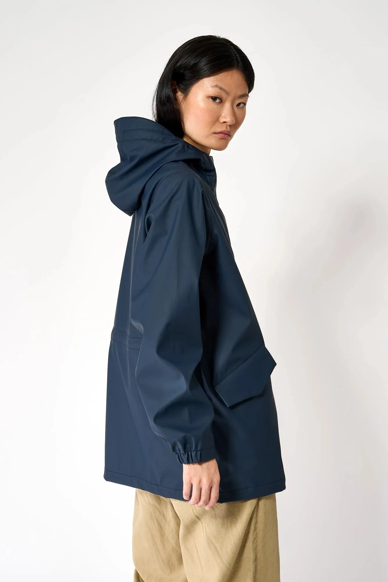 Niebla Navy