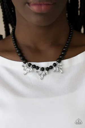 Paparazzi Society Socialite Necklace Black