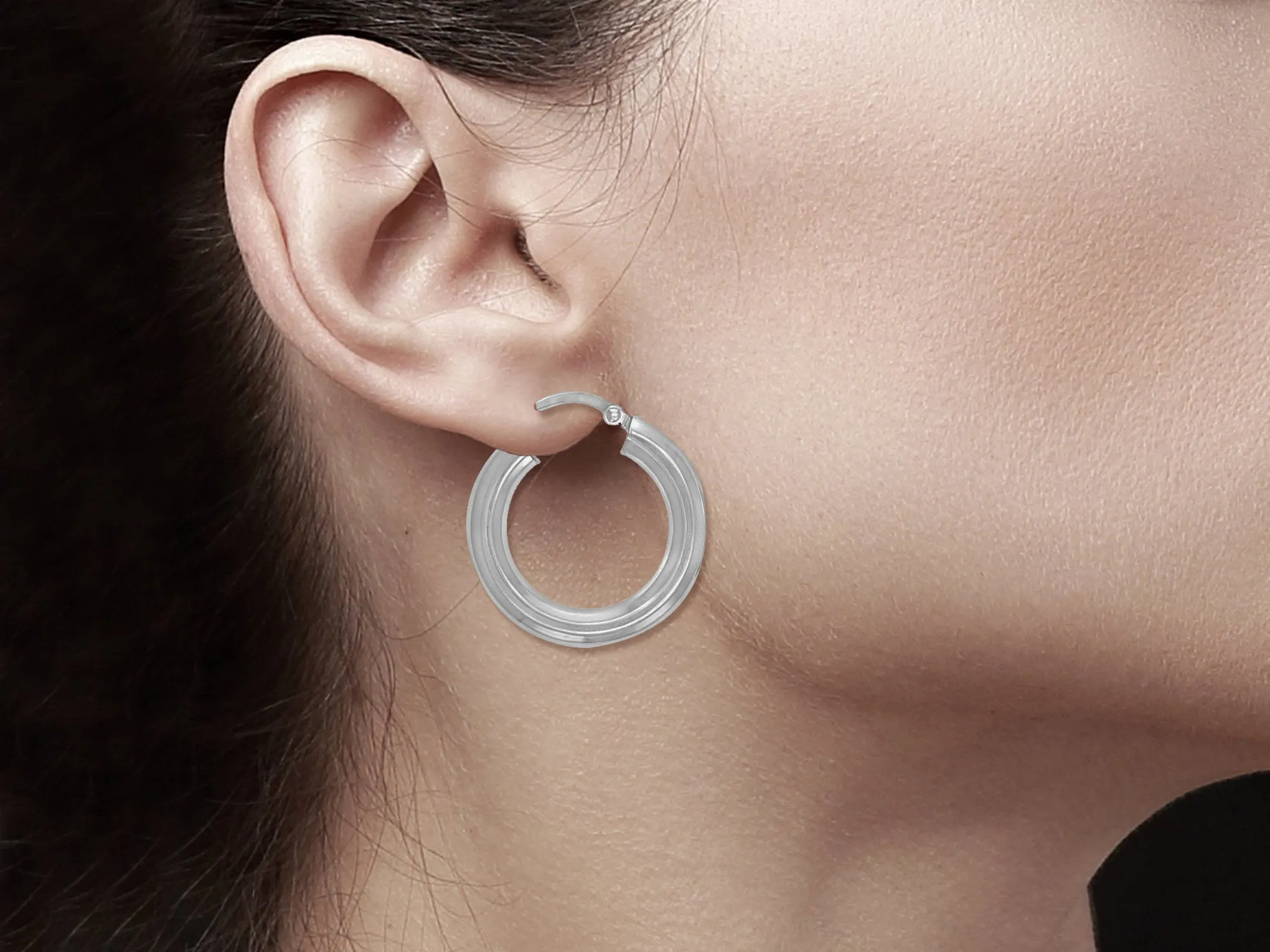 Polished 24mm 14K White Gold Hoop Earrings