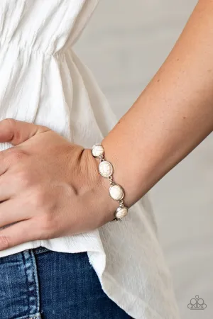 "Nice Stonework" Silver Metal White Crackle Stone Clasp Bracelet