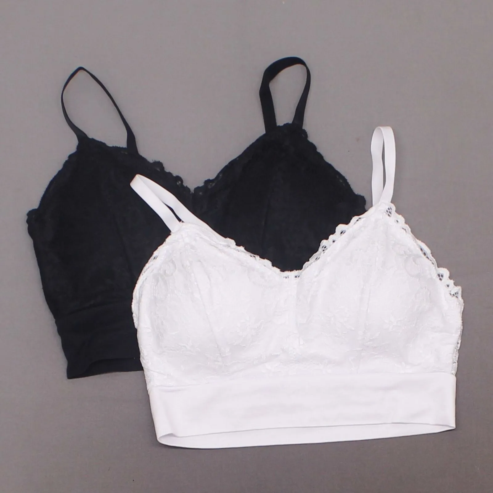 Rhonda Shear 2 Pack Lace Leisure Bras With Removable Pads