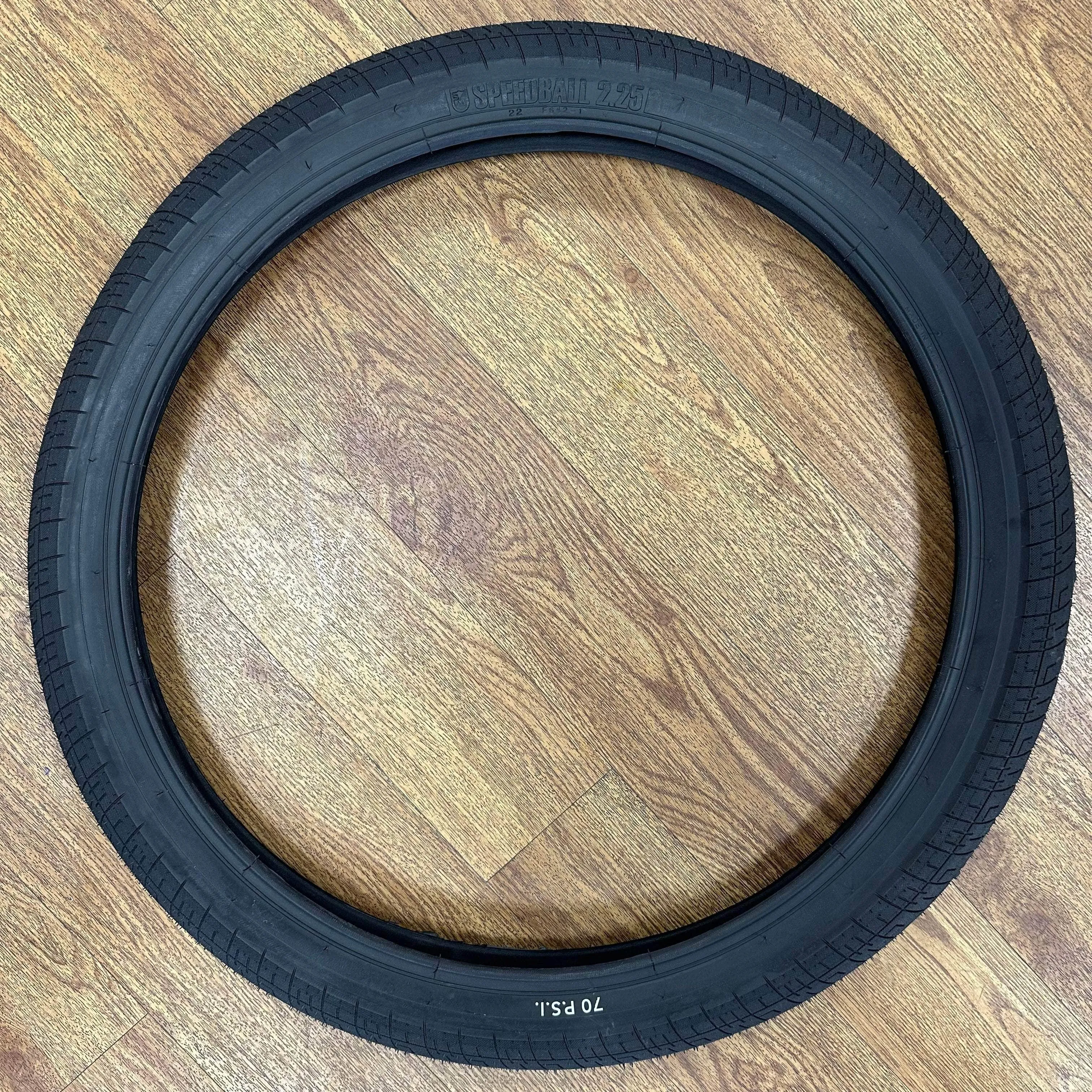 S&M Bikes Speedball 22 Inch Tyre Black