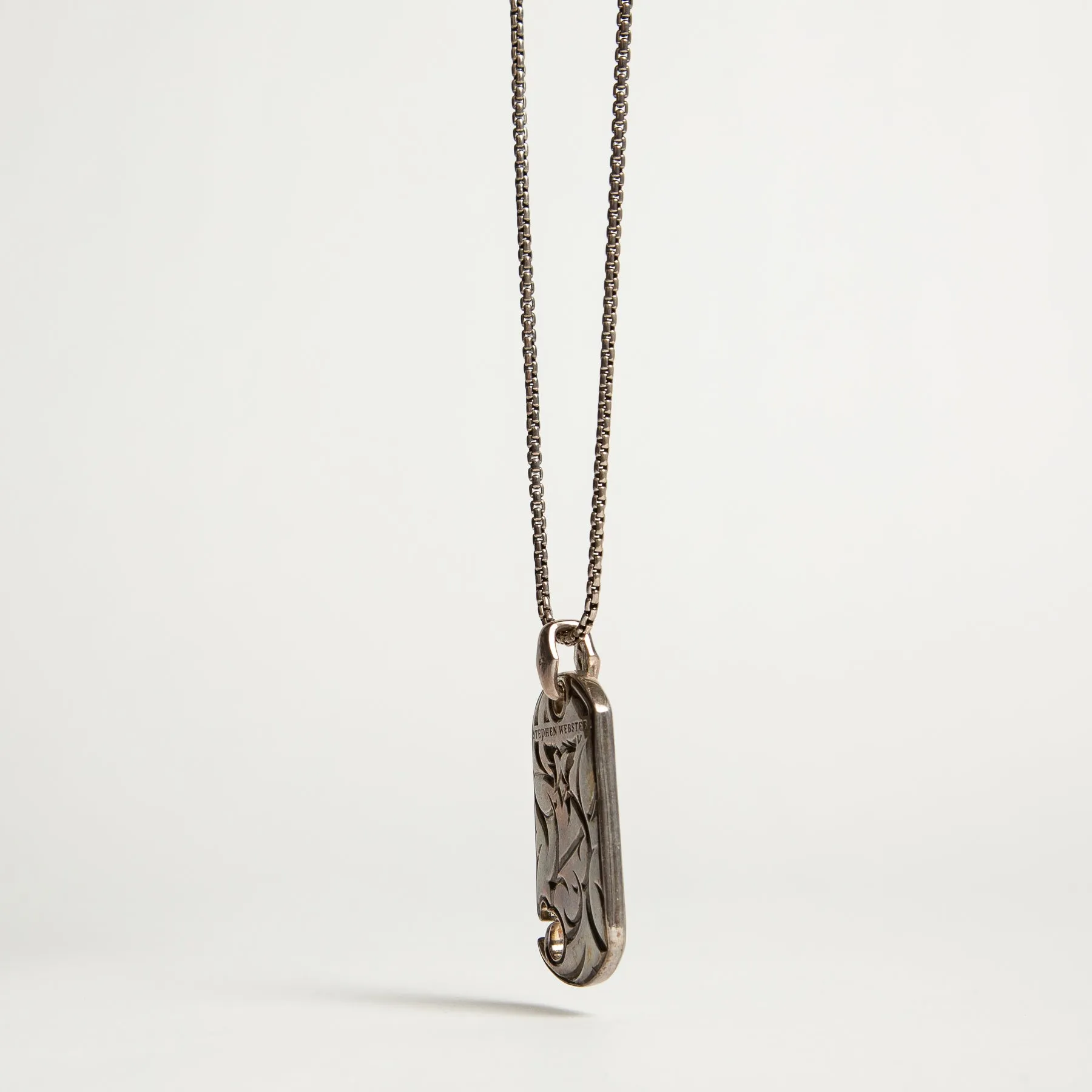 STEPHEN WEBSTER | RAYSKIN DOG TAG
