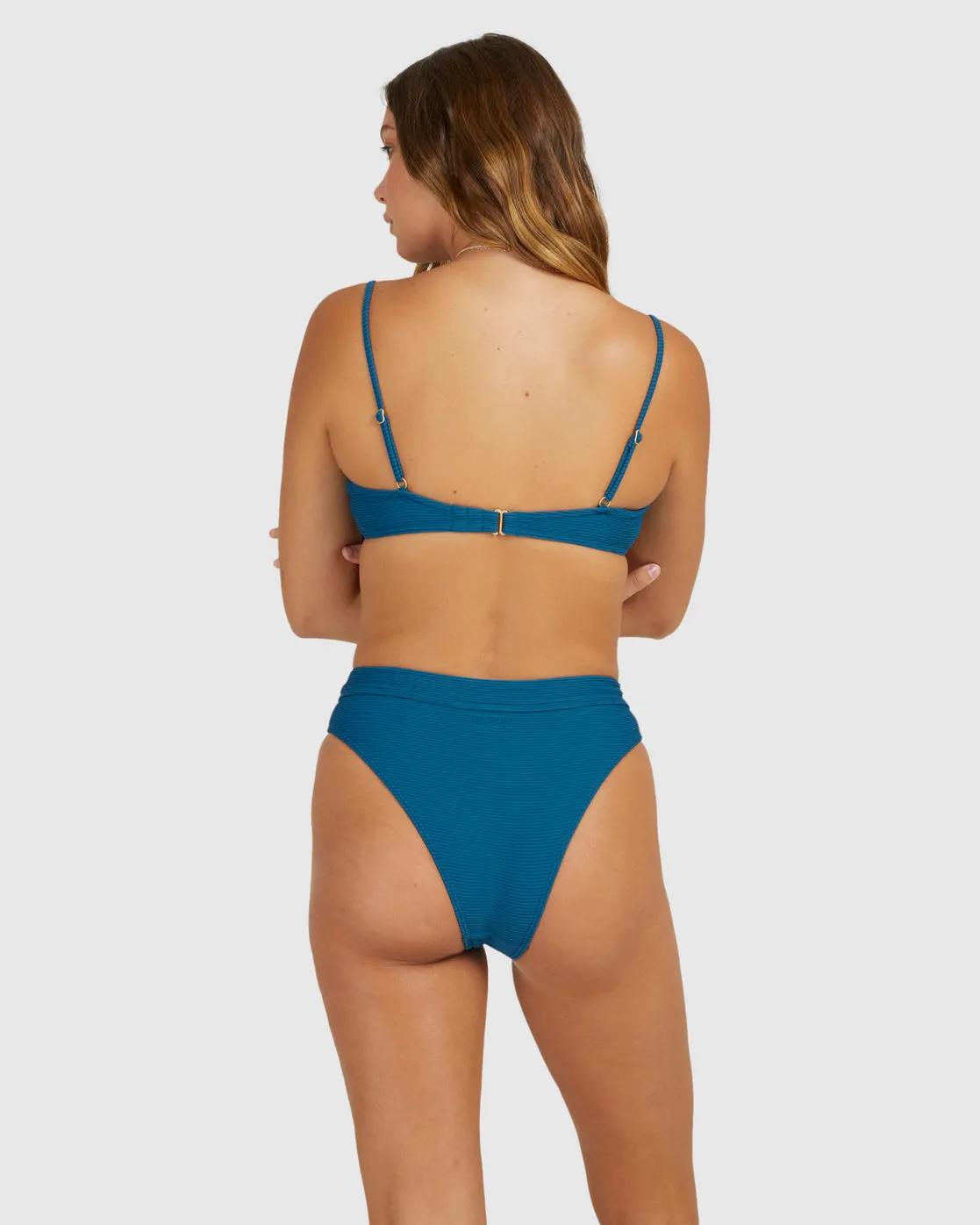 Tanlines V Bralette Bikini Top