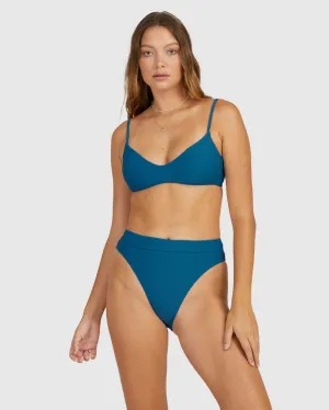 Tanlines V Bralette Bikini Top