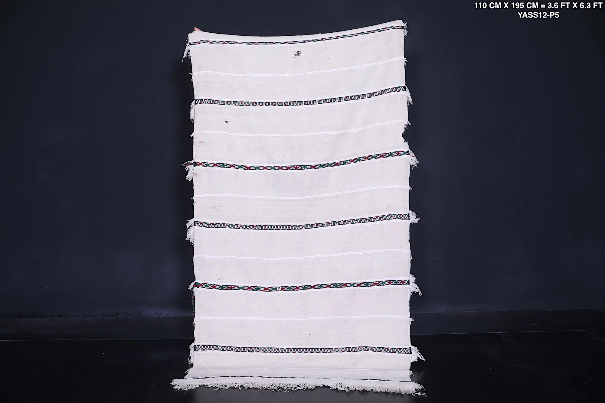Traditional Long Berber Rug – 3.6 x 6.3 ft