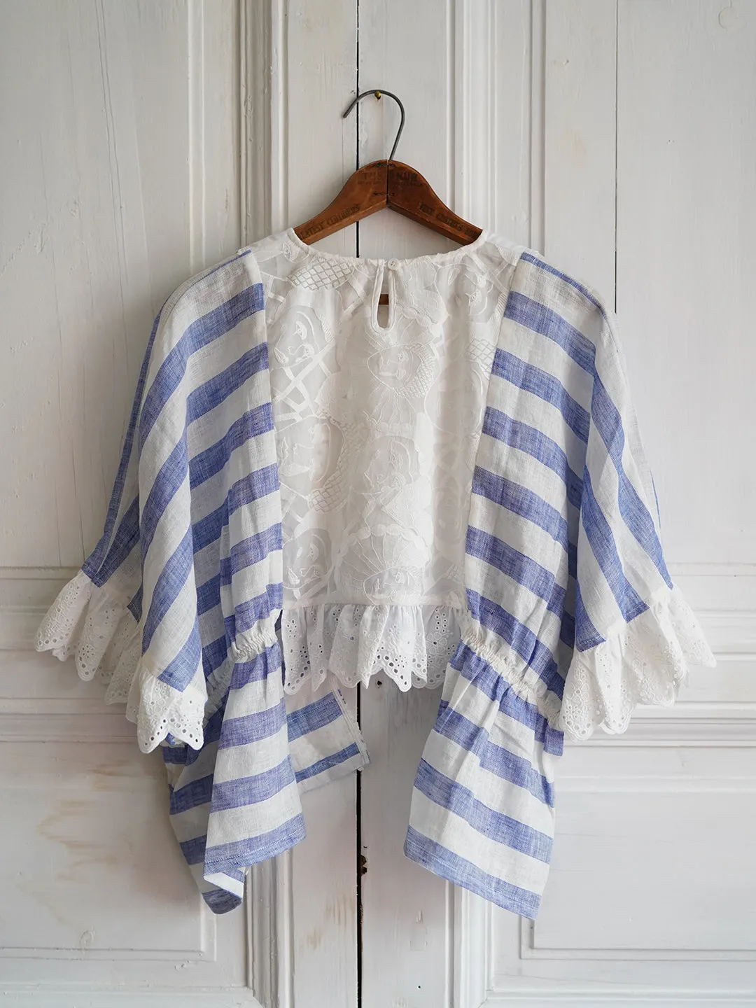 Unlogical Poem Retro Style Lace Embroidered Patchwork Breton Top