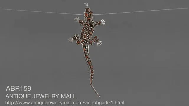 Victorian Bohemian Garnet Lizard Brooch in Antiqued Sterling Silver