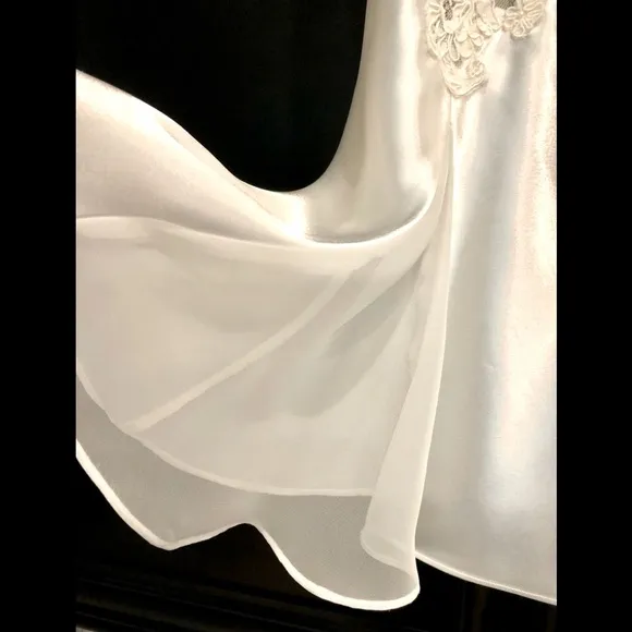 Victoria’s Secret ivory Satin  &amp; Chiffon embellished sequin, lace chemise. Sz S