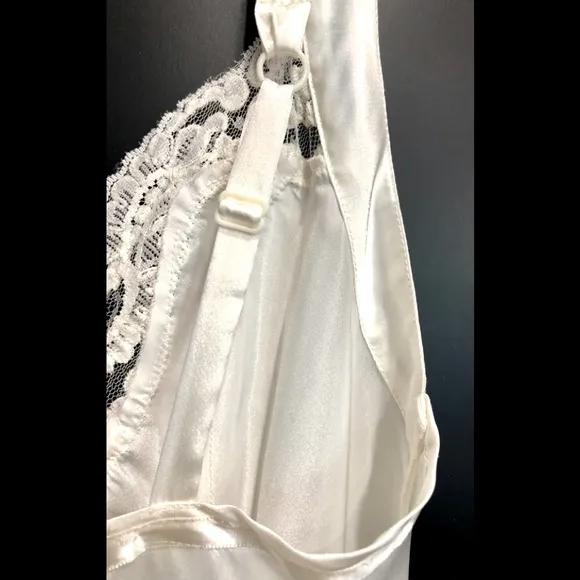 Victoria’s Secret ivory Satin  &amp; Chiffon embellished sequin, lace chemise. Sz S