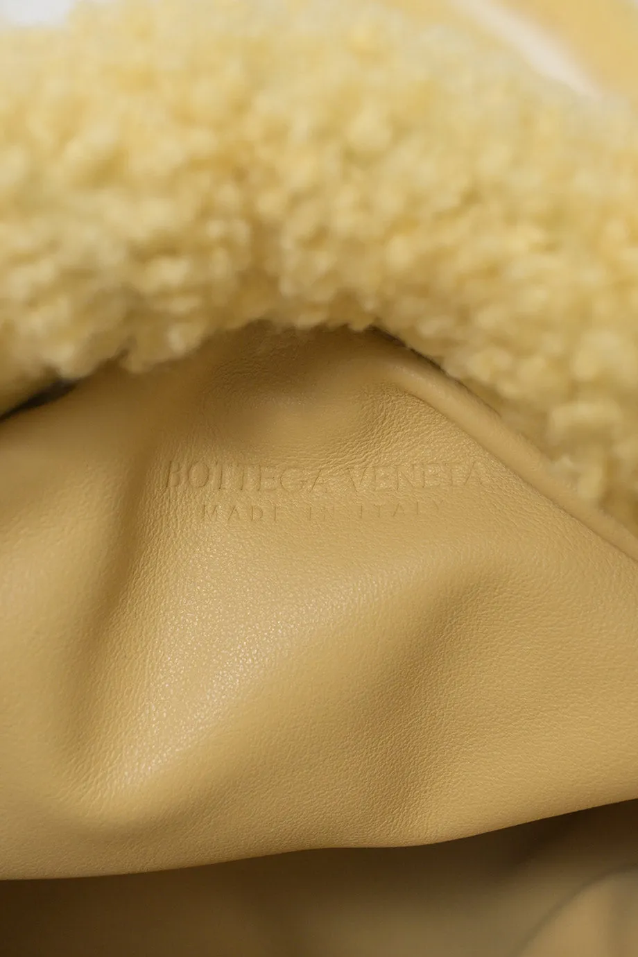 [WB7187] Bottega Veneta | Cross-Body Bag