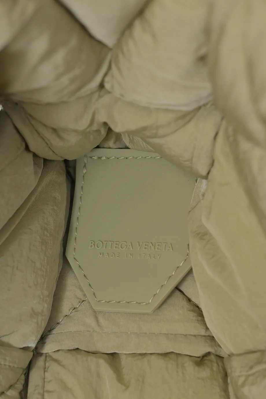 [WB7195] Bottega Veneta | Cross-Body Bag