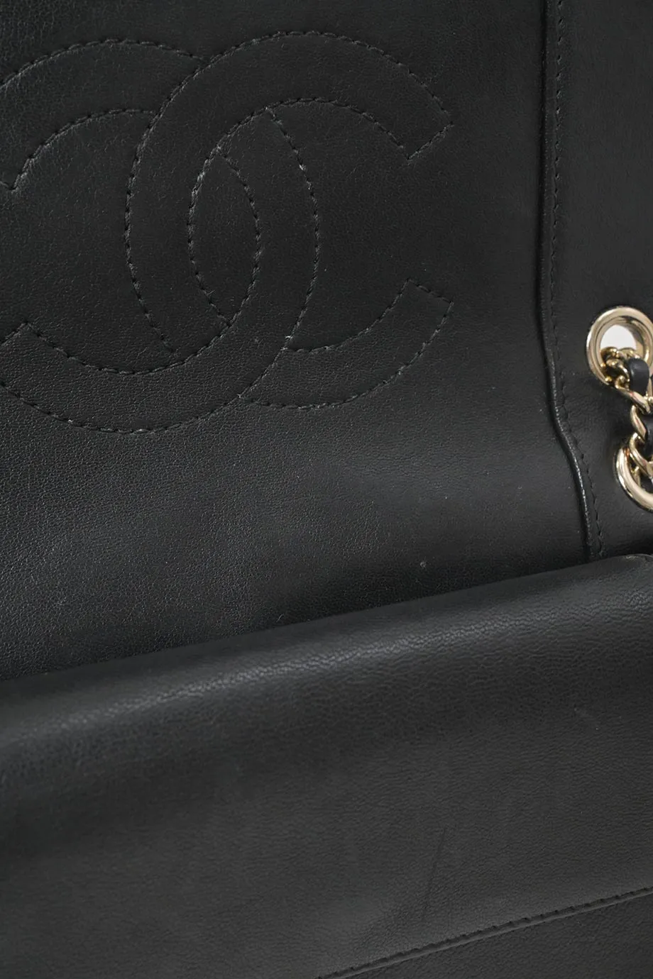 [WB7199] Chanel | Cross-Body Bag