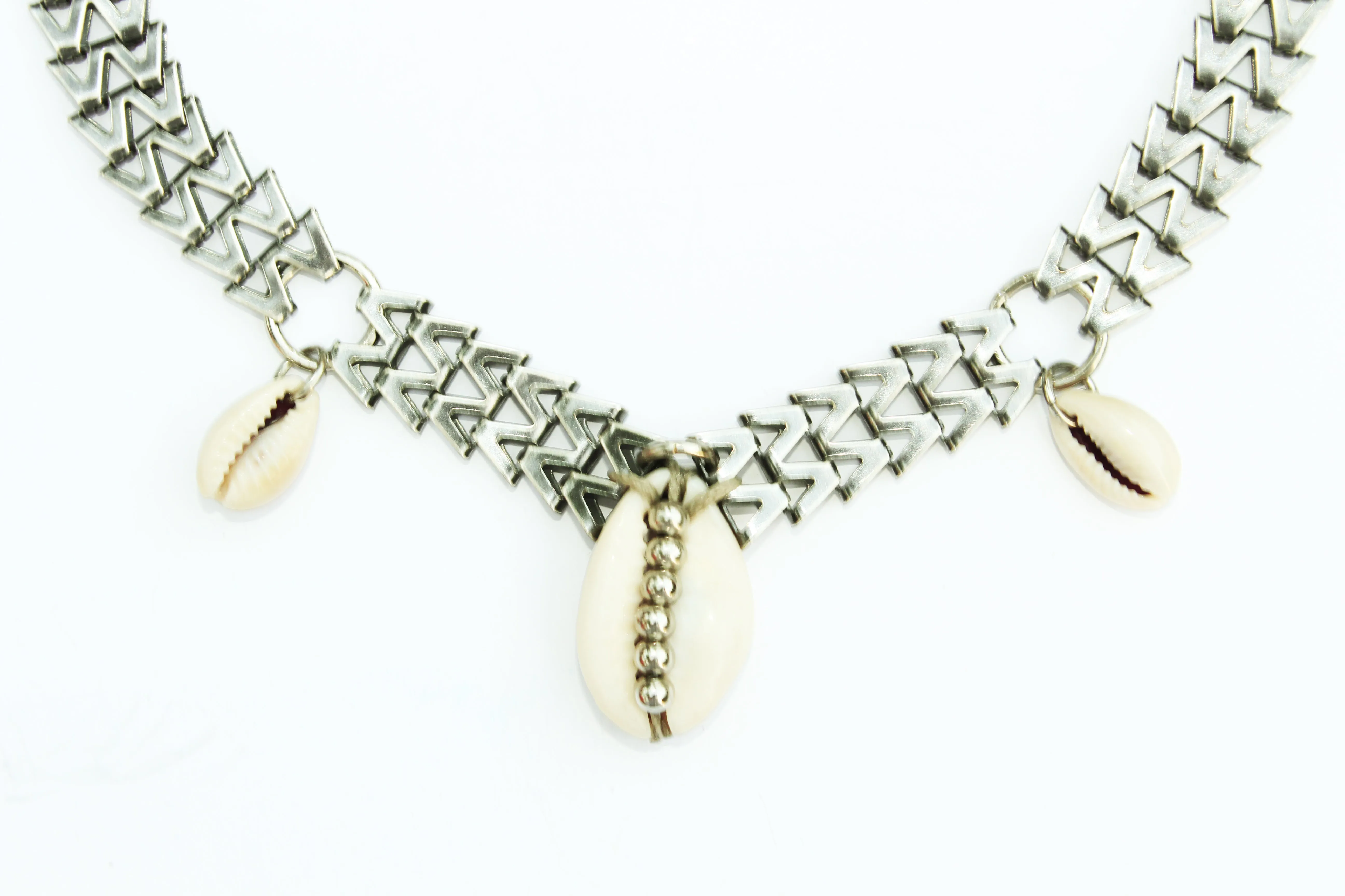 Woodstock Cowrie Choker