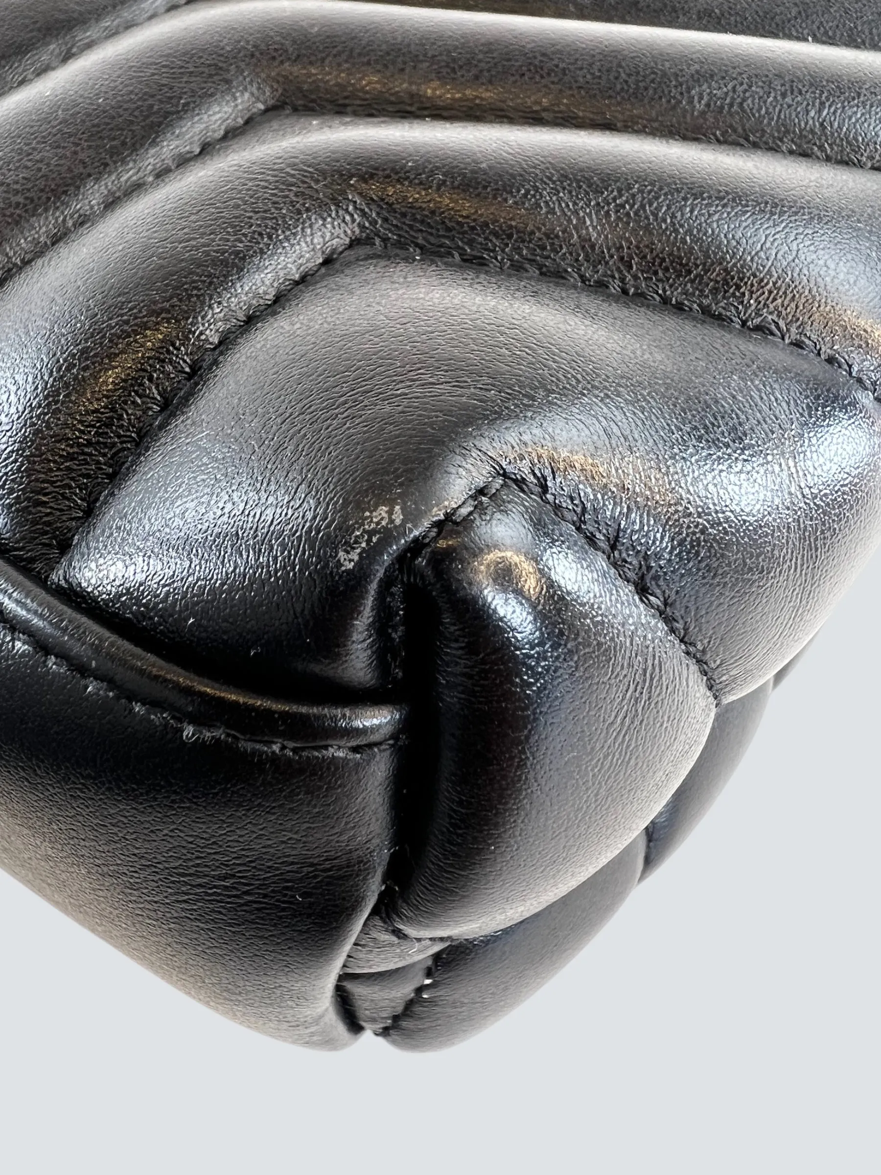 Ysl Black Leather Small LouLou Handbag
