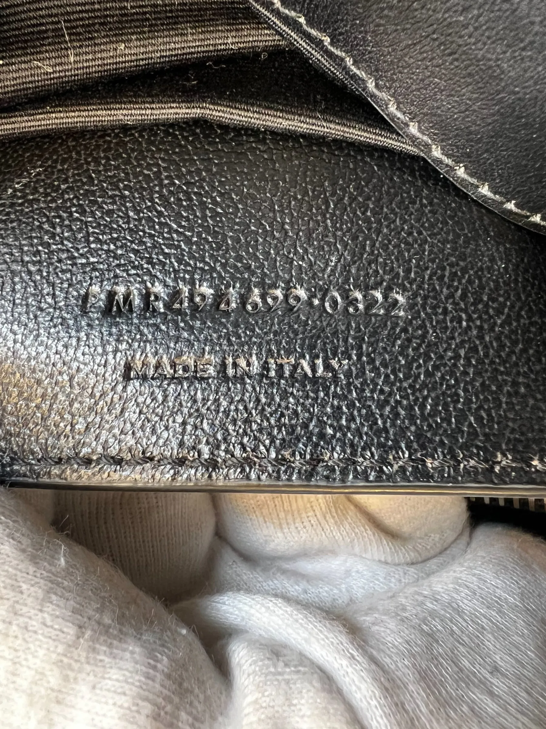 Ysl Black Leather Small LouLou Handbag