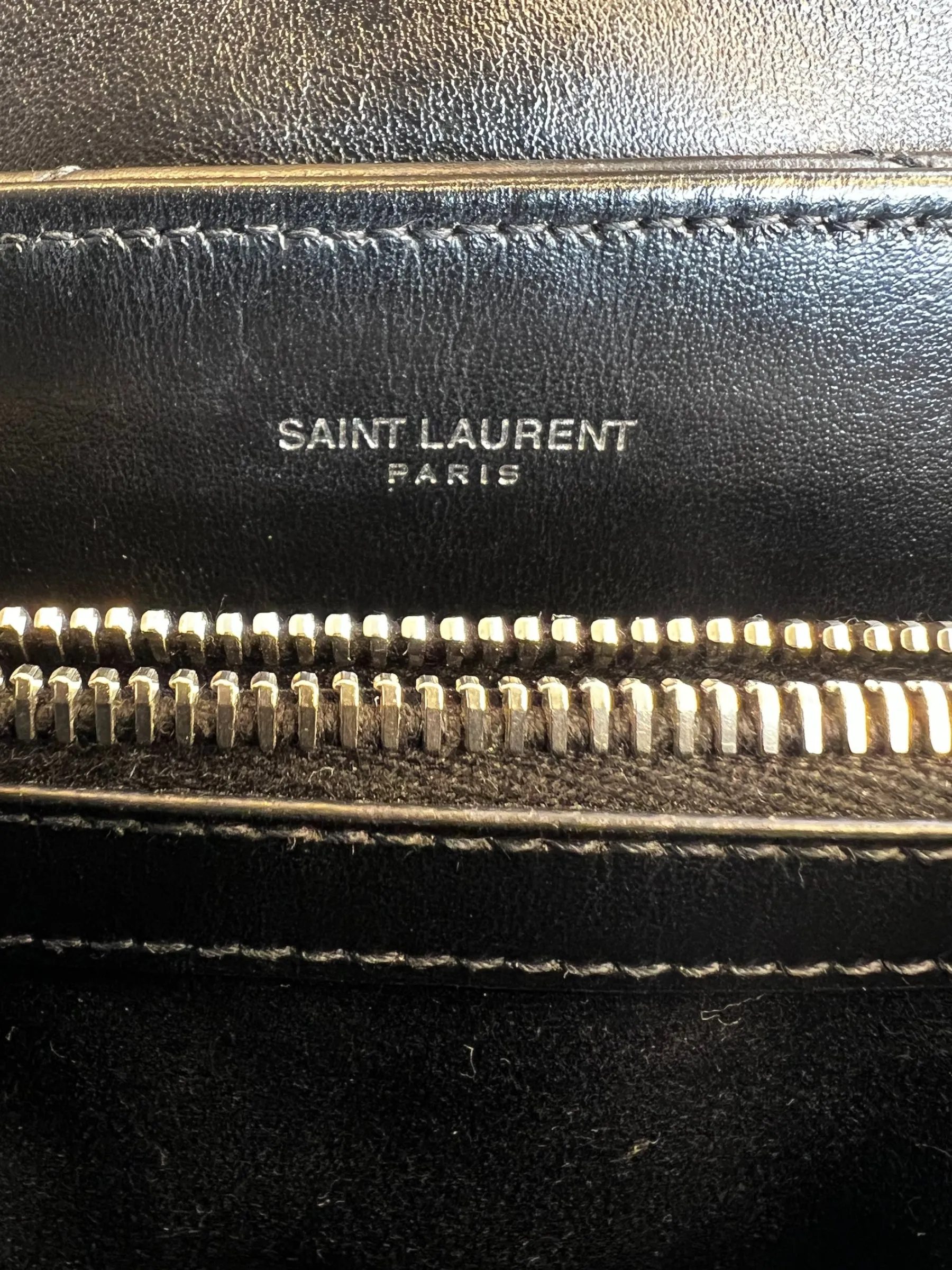 Ysl Black Leather Small LouLou Handbag