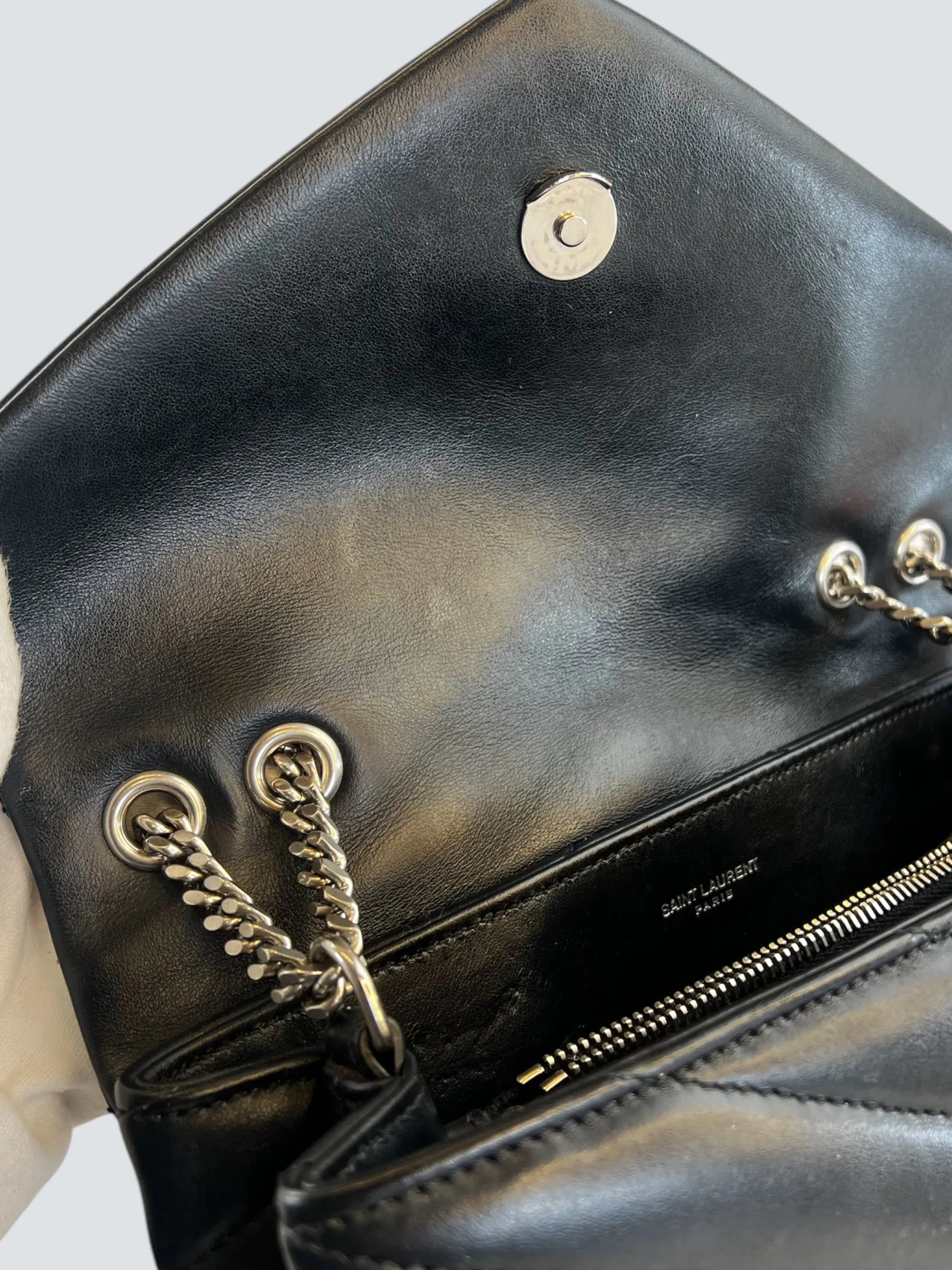 Ysl Black Leather Small LouLou Handbag