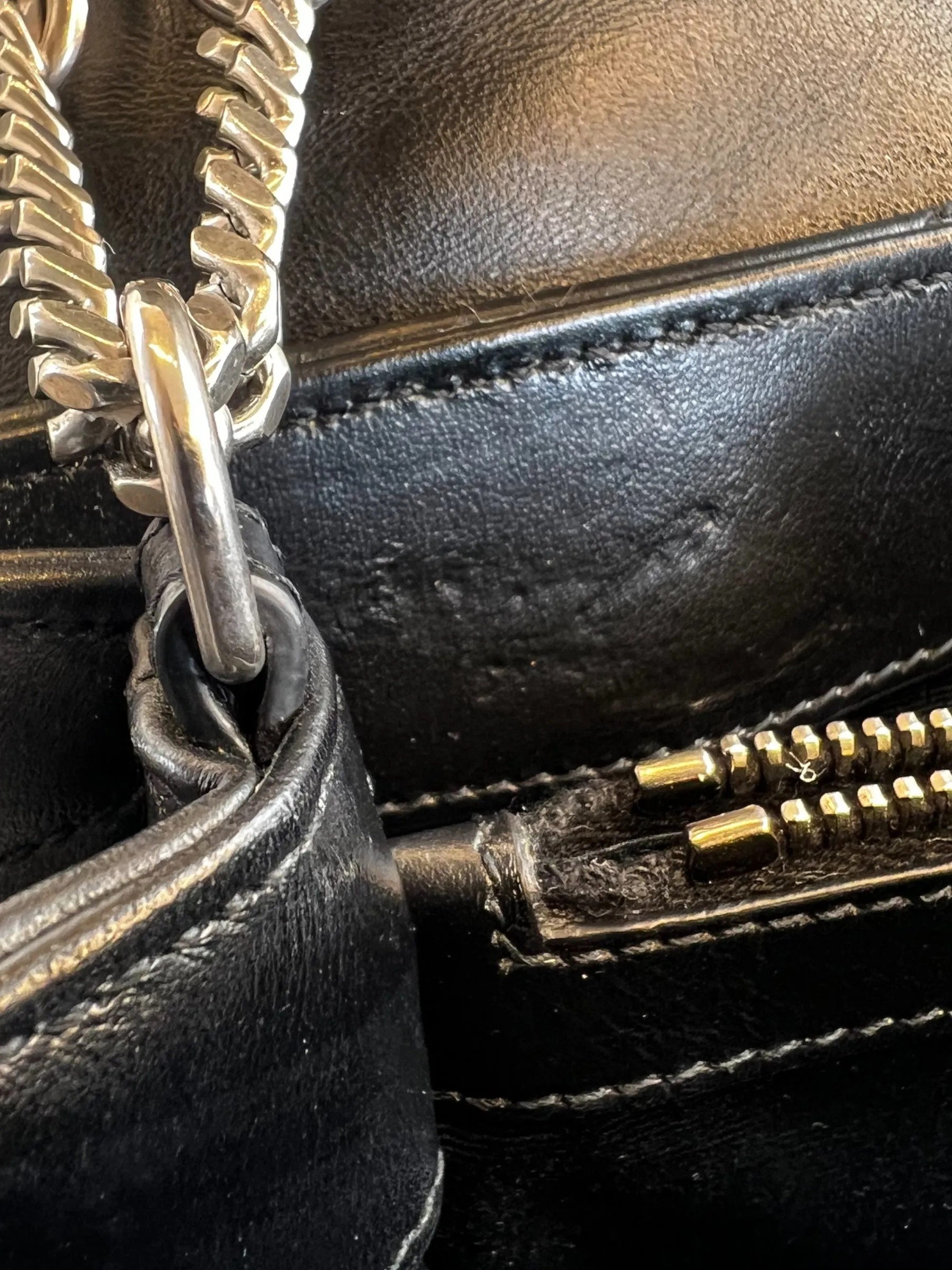 Ysl Black Leather Small LouLou Handbag