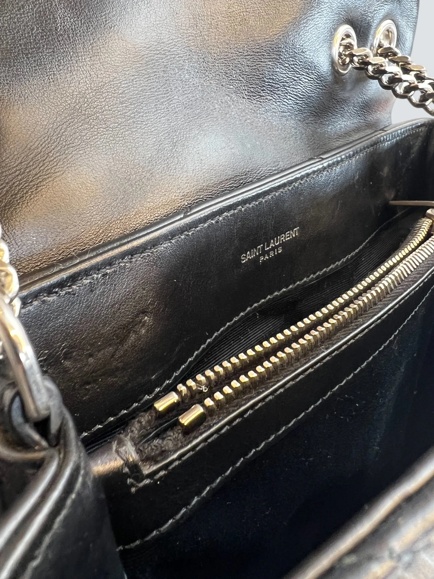 Ysl Black Leather Small LouLou Handbag
