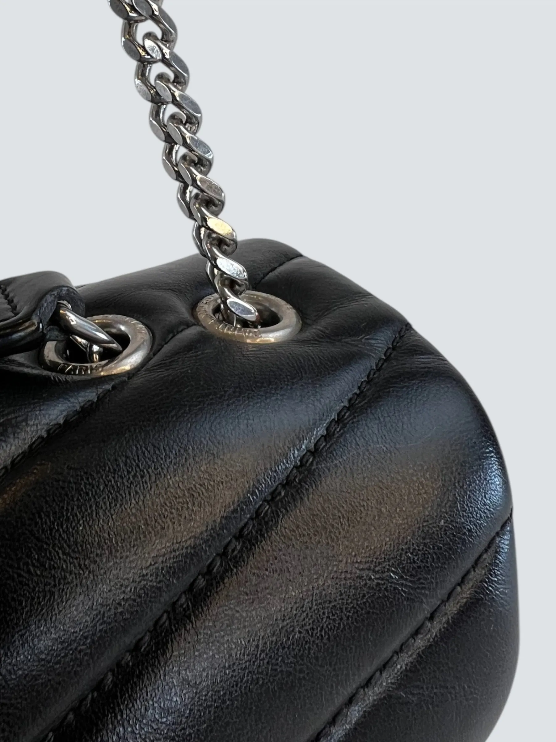 Ysl Black Leather Small LouLou Handbag
